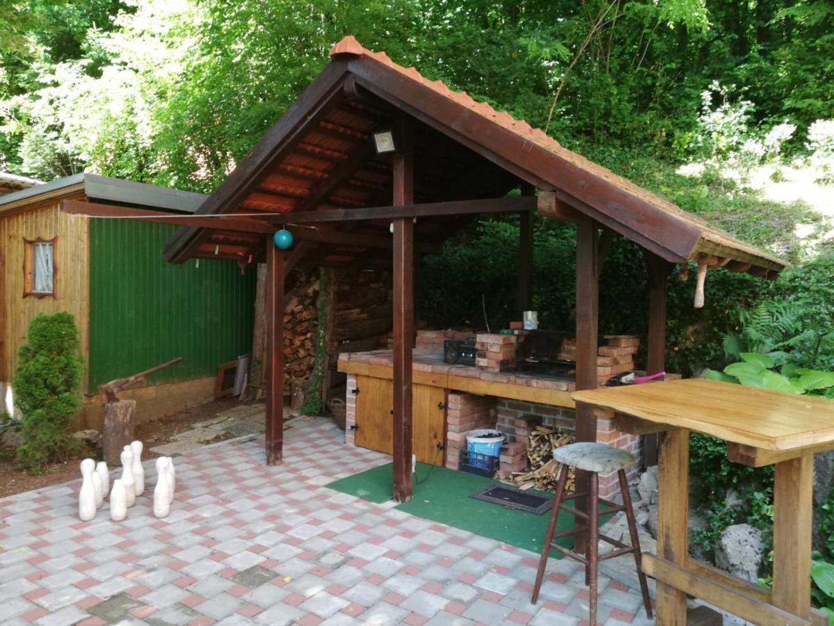 Holiday Home Mreznica Gornji Zvečaj Exterior foto