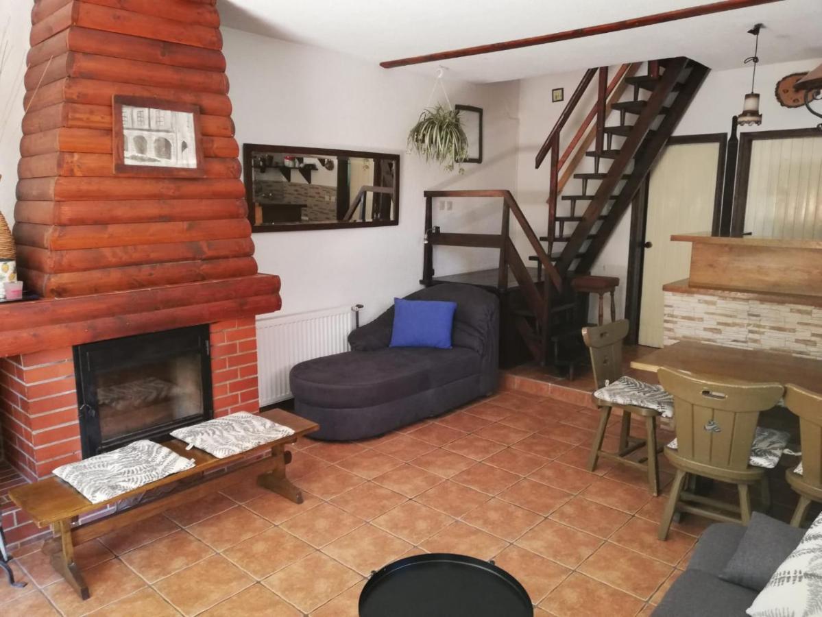 Holiday Home Mreznica Gornji Zvečaj Exterior foto